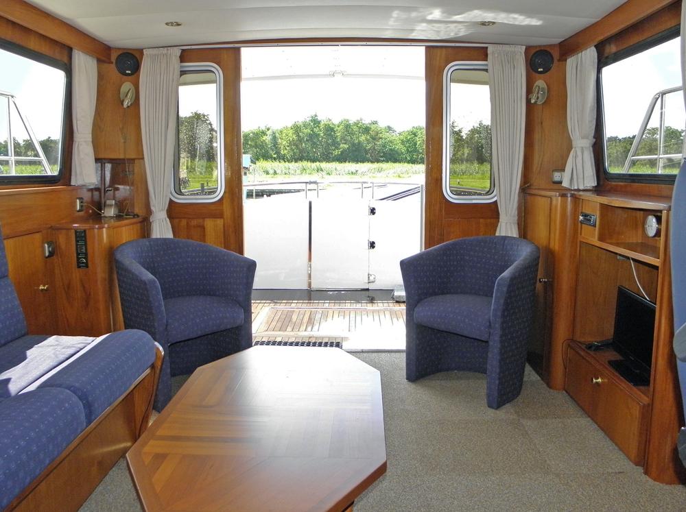 Steuerhaus, Innenausstattung